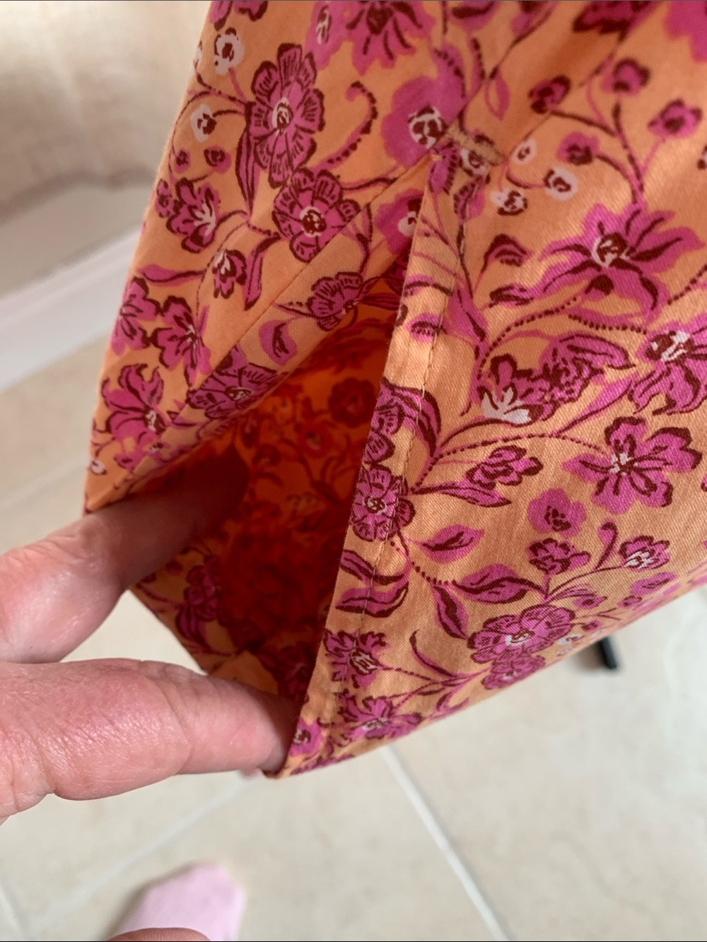 Old Navy Pink and Orange Floral Off-Shoulder Top - Picture 6 of 6